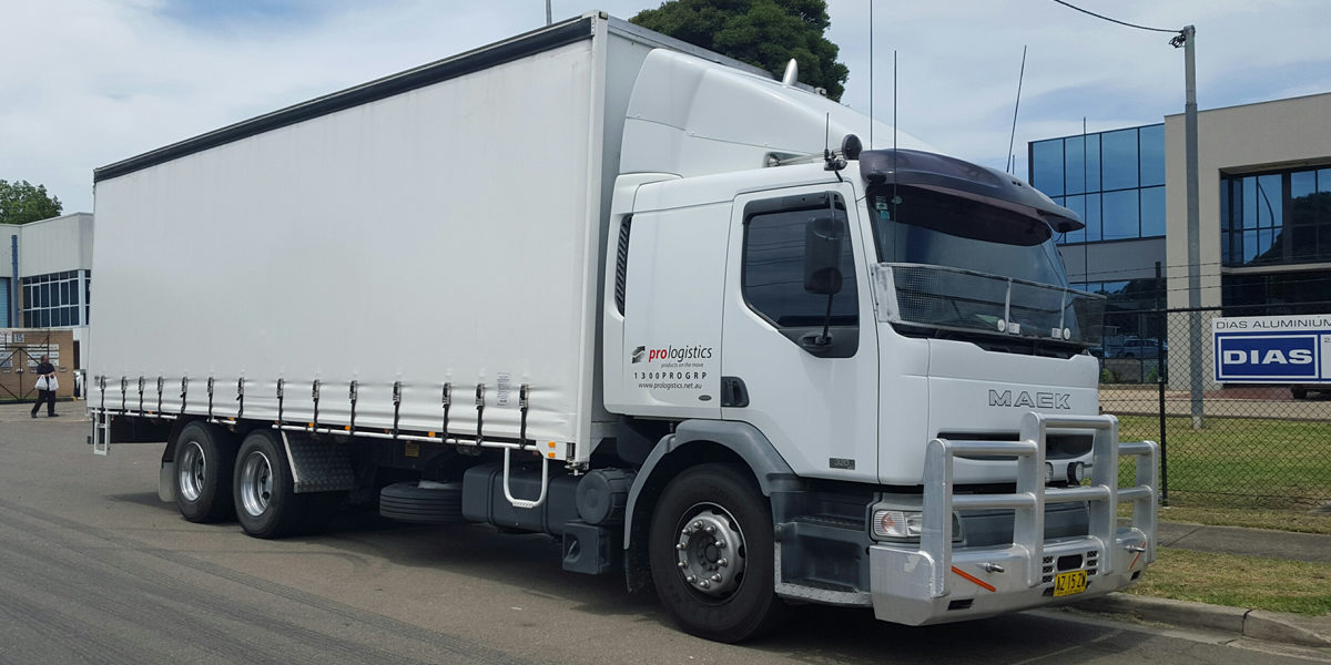 12-tonne-truck-prologistics